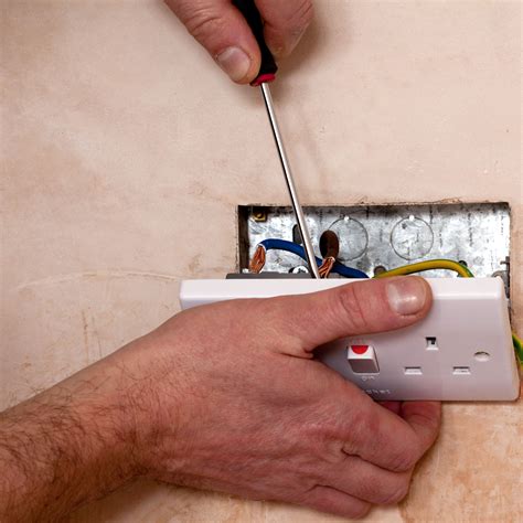 how to install electric outlet box|installing outlet box in drywall.